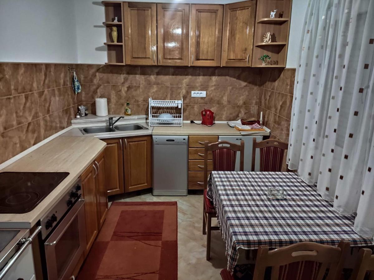 Apartman Kaljevic Apartment ชาเบลียค ภายนอก รูปภาพ