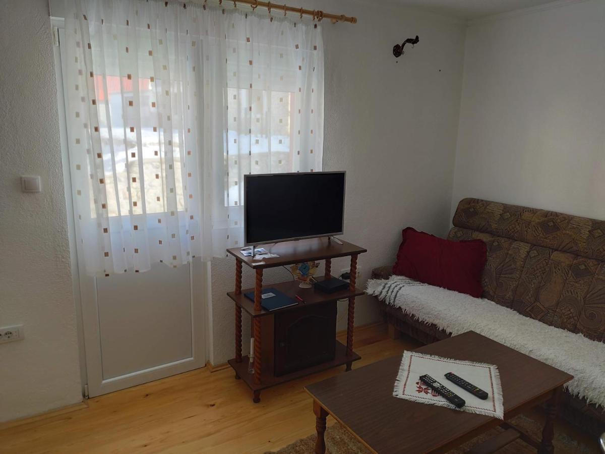 Apartman Kaljevic Apartment ชาเบลียค ภายนอก รูปภาพ